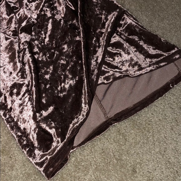 Forever 21 velvet mini dress - Picture 4 of 4